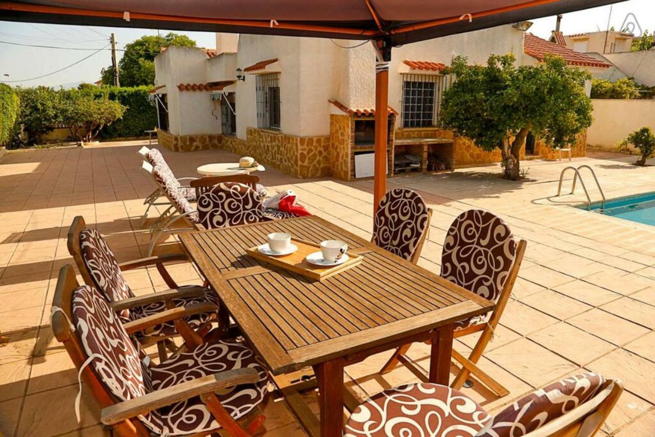 Arenales Great Home With Ac, Pool And Barbecue Arenales del Sol Eksteriør billede