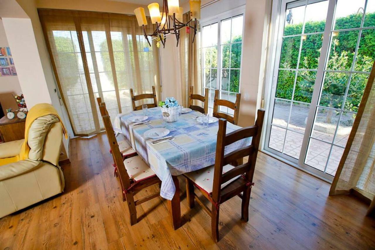 Arenales Great Home With Ac, Pool And Barbecue Arenales del Sol Eksteriør billede